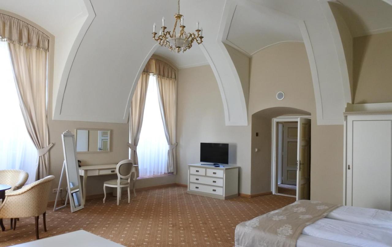Hotel Gino Park Palace Považská Bystrica Eksteriør bilde